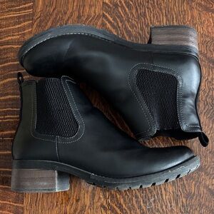 Eastland Black Ankle Boots